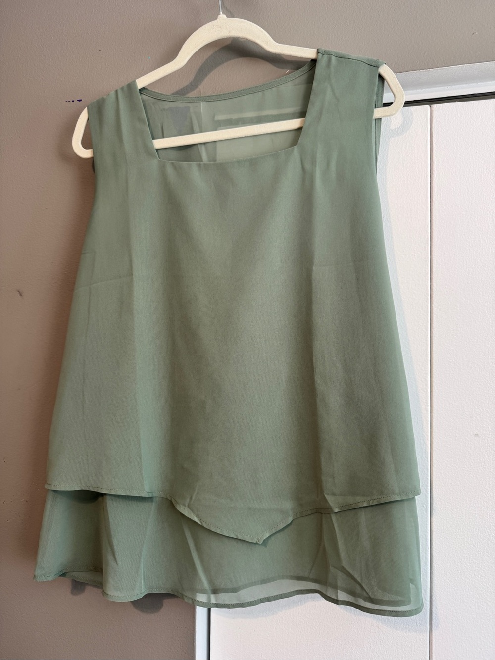 Sage Green Layered Chiffon Tank Top sz XL - Picture 2 of 8